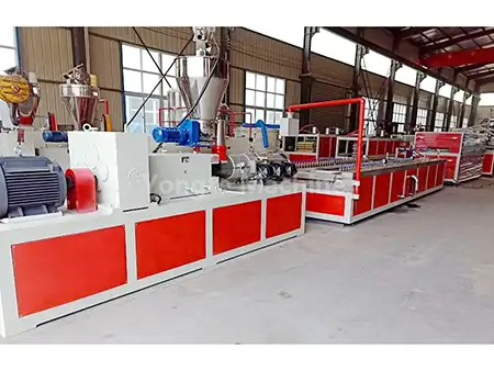 Líne Táirgthe Painéal Balla PVC