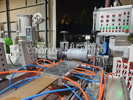 Meaisín Déanamh Fál WPC